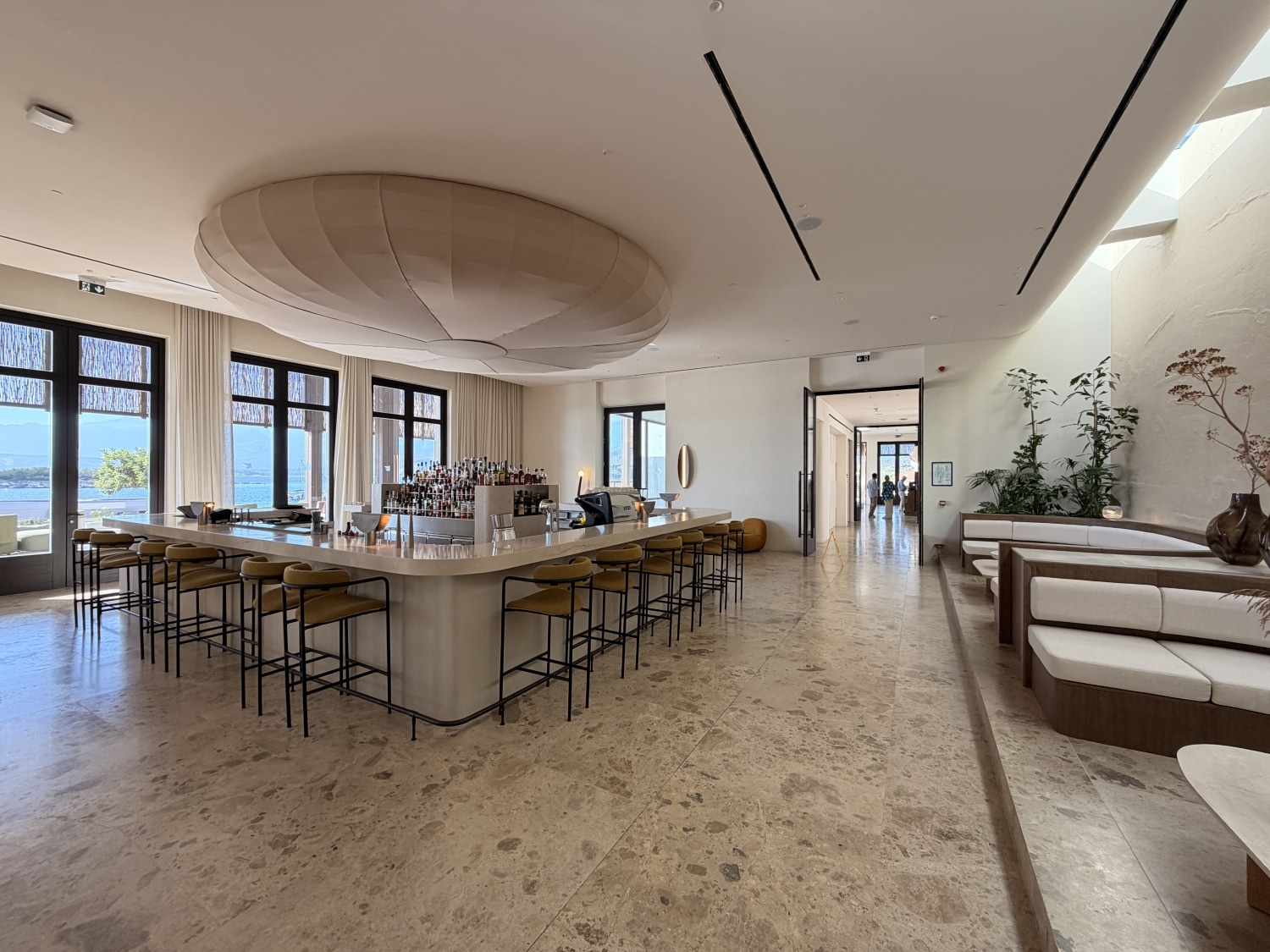 jw marriott crete eexis bar interior