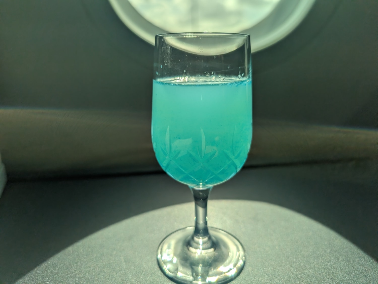 klm business class 787-10 blue welcome mocktail
