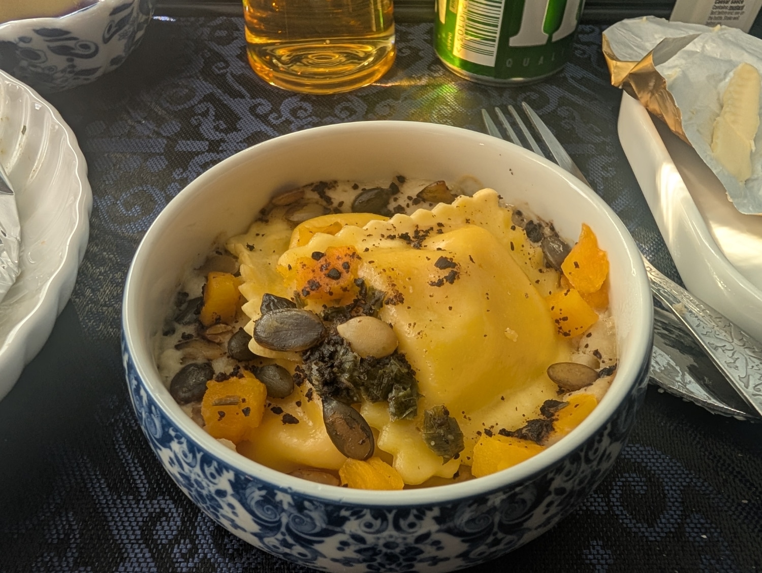 klm business class 787-10 pumpkin ravioli entree