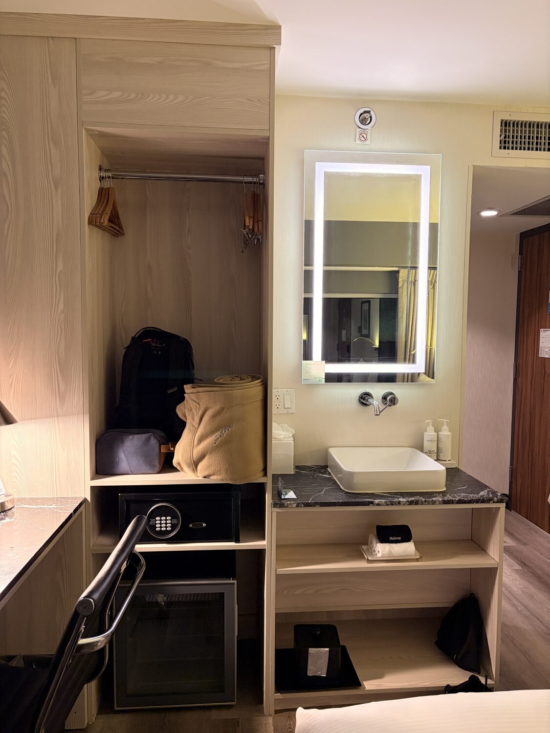 bathroom sink wingate by wyndham midtown