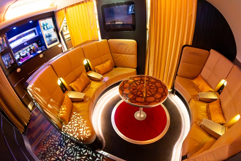 eithad airways business class a380 onboard lounge