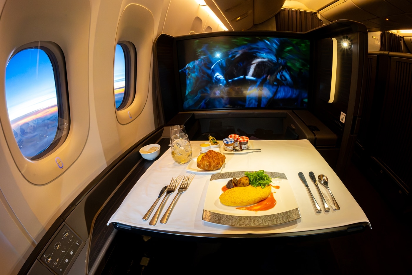 ana the suite first class breakfast plated