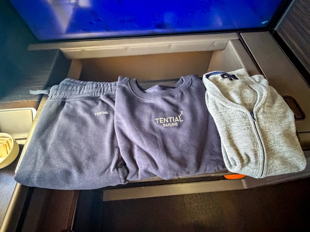 ana the suite first class tential loungewear