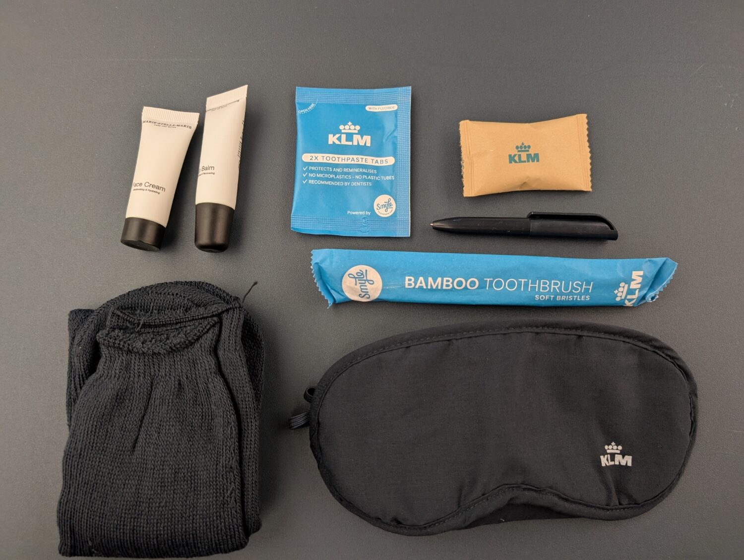 klm business class amenity kit contents