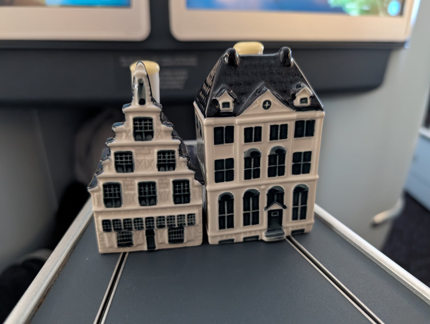 klm business class dutch houses with jenever