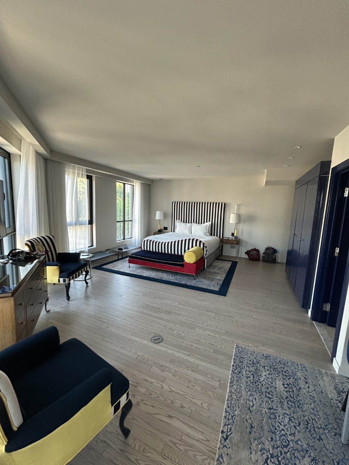 monsieur jean hotel particulier bedroom